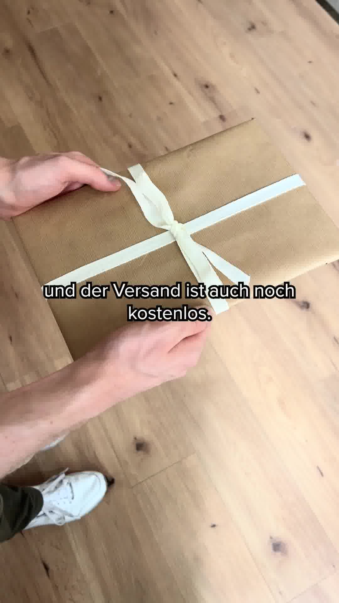 Famwalls Gifts ad example
