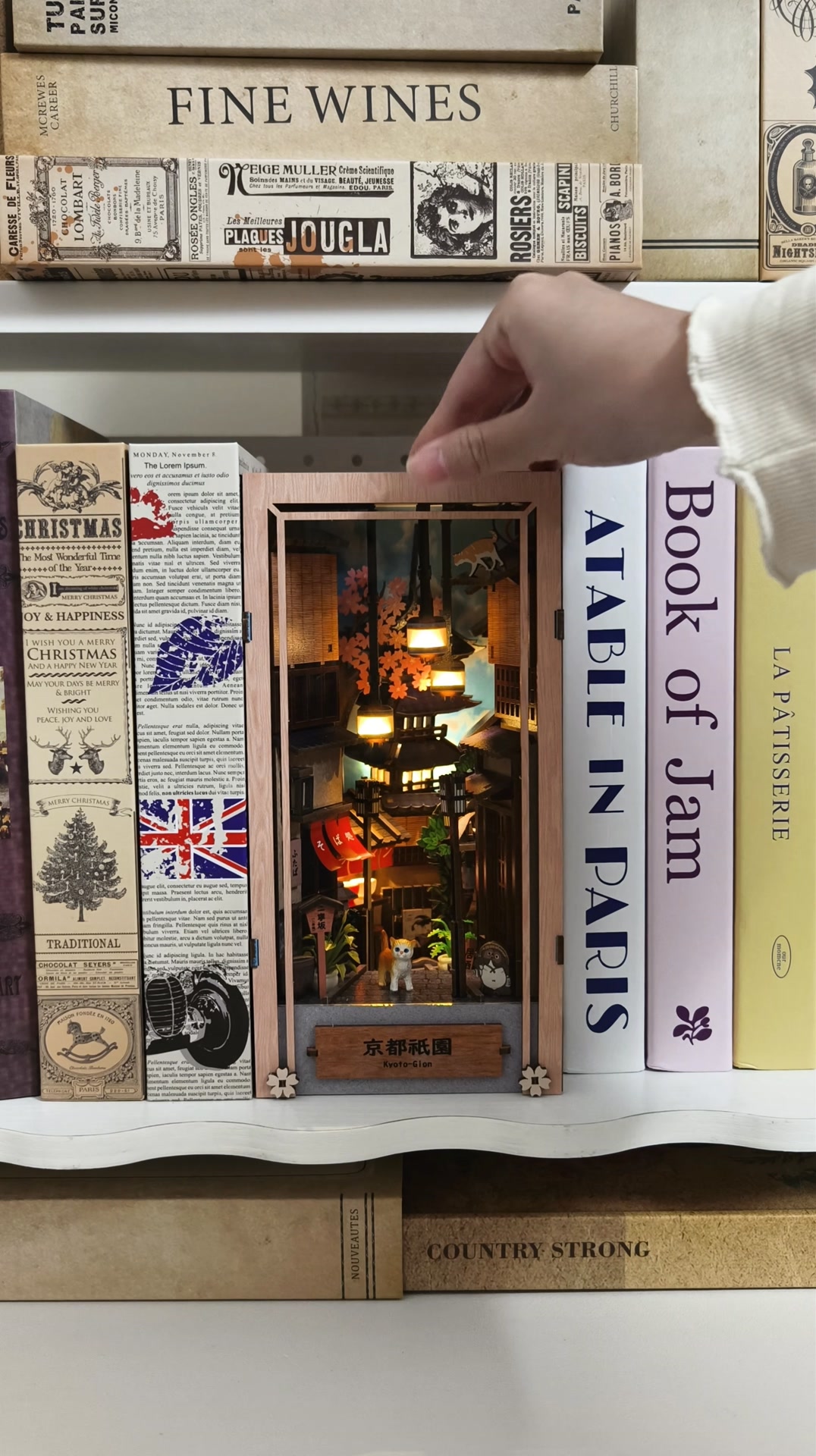 ByAnavrin Hobby ad example